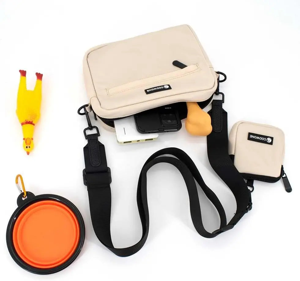 Dog Treat Pouch Waterproof Pet Training Treat Pouch Built-in Poop Bag Dispenser with Adjustable Shoulder Strap for Training
