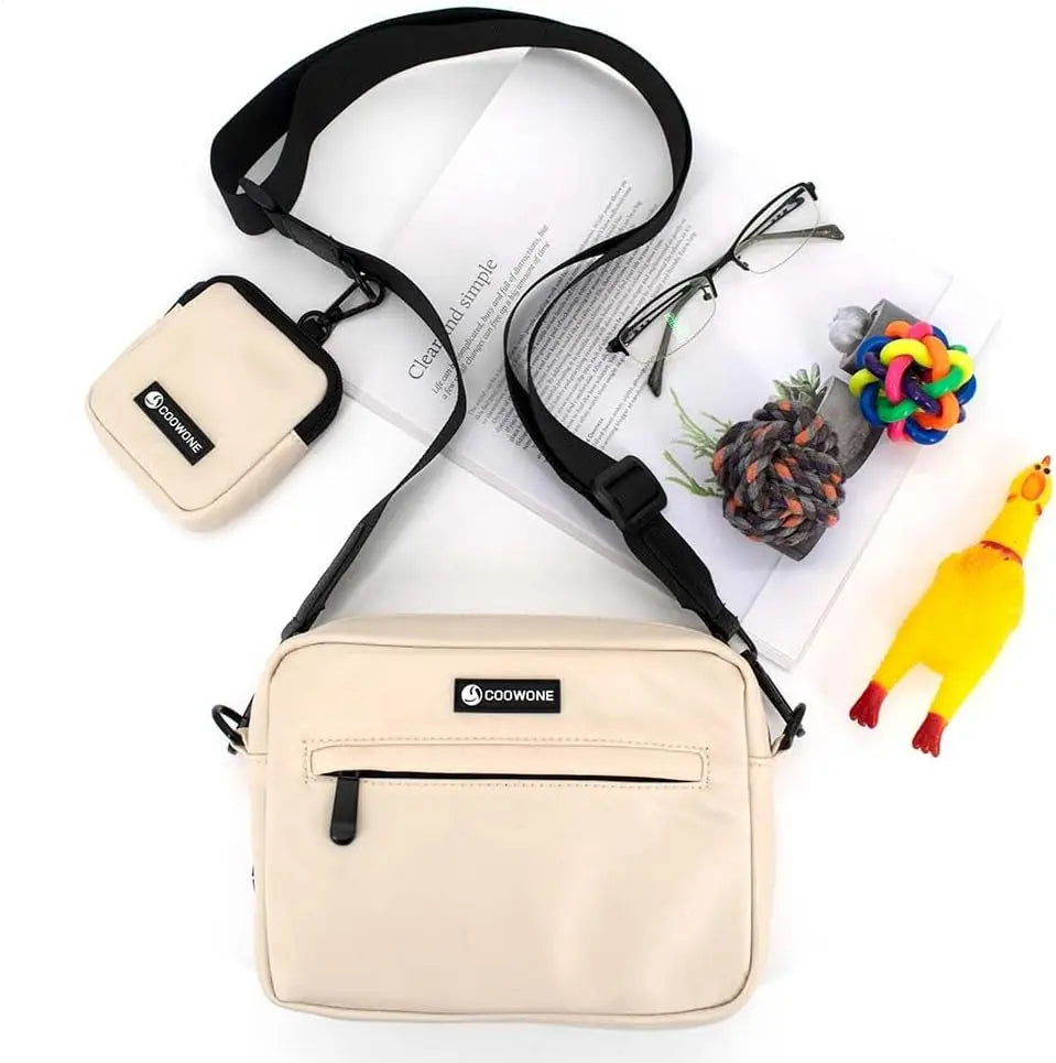 Dog Treat Pouch Waterproof Pet Training Treat Pouch Built-in Poop Bag Dispenser with Adjustable Shoulder Strap for Training