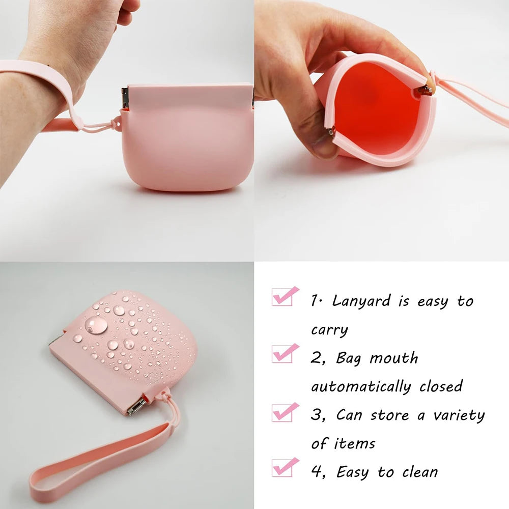 Silicone Dog Treat Bag Mini Portable Pet Snack Pouch with Auto Close Feature Dog Treat Pouch Pocket for Travel or Outdoor Use