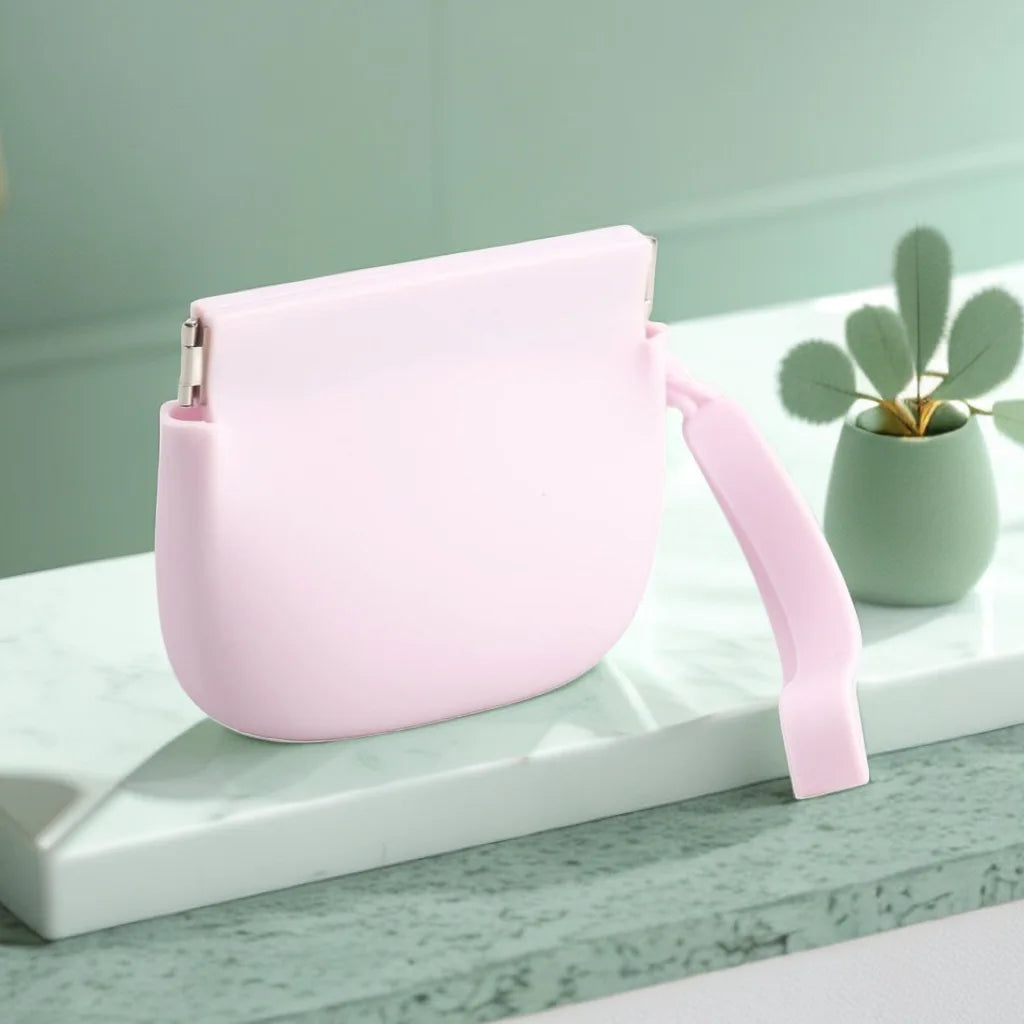 Silicone Dog Treat Bag Mini Portable Pet Snack Pouch with Auto Close Feature Dog Treat Pouch Pocket for Travel or Outdoor Use