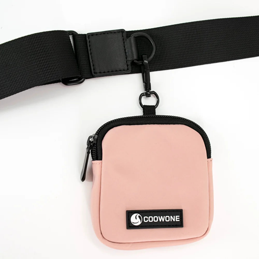 Dog Treat Pouch Waterproof Pet Training Treat Pouch Built-in Poop Bag Dispenser with Adjustable Shoulder Strap for Training