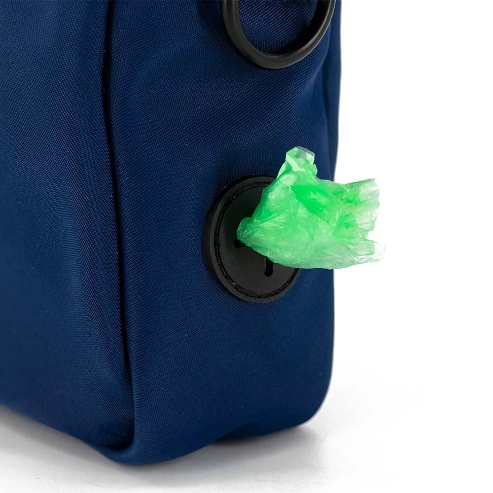 Dog Treat Pouch Waterproof Pet Training Treat Pouch Built-in Poop Bag Dispenser with Adjustable Shoulder Strap for Training