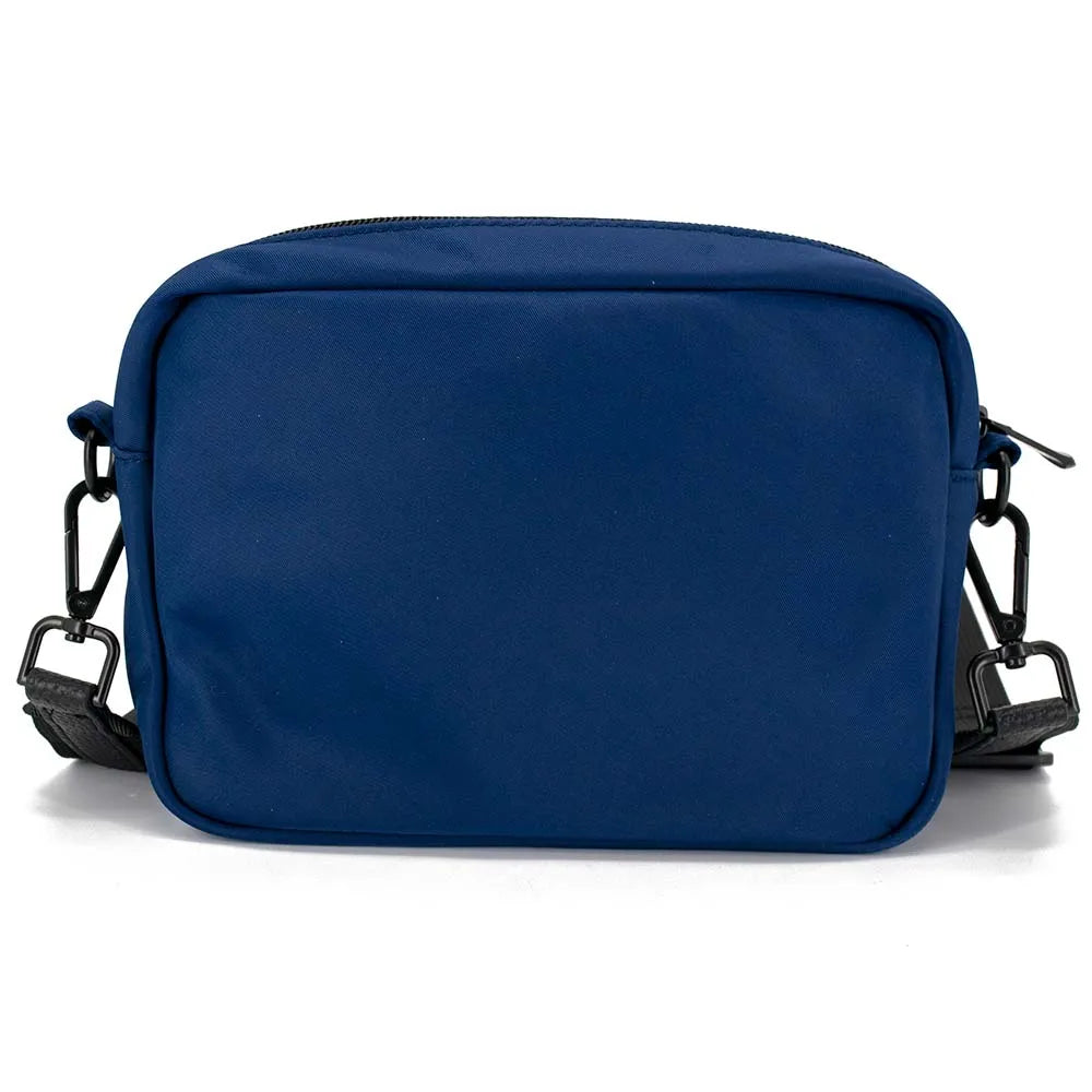 Dog Treat Pouch Waterproof Pet Training Treat Pouch Built-in Poop Bag Dispenser with Adjustable Shoulder Strap for Training